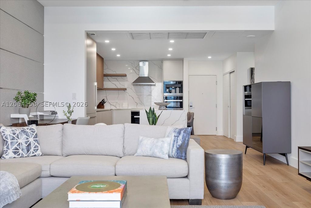 2301 Collins Ave 1633, Miami Beach, FL 33139
