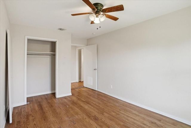 501 Dolphin Place, Corpus Christi, TX 78411