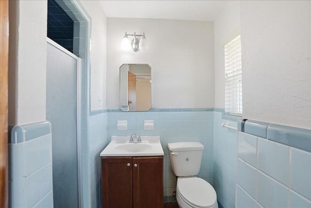 501 Dolphin Place, Corpus Christi, TX 78411