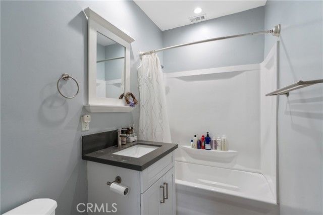 11938 Exposition Boulevard, Los Angeles, CA 90064