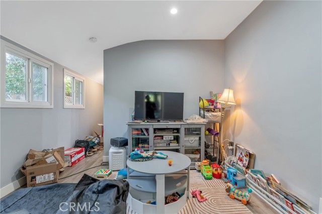 11938 Exposition Boulevard, Los Angeles, CA 90064