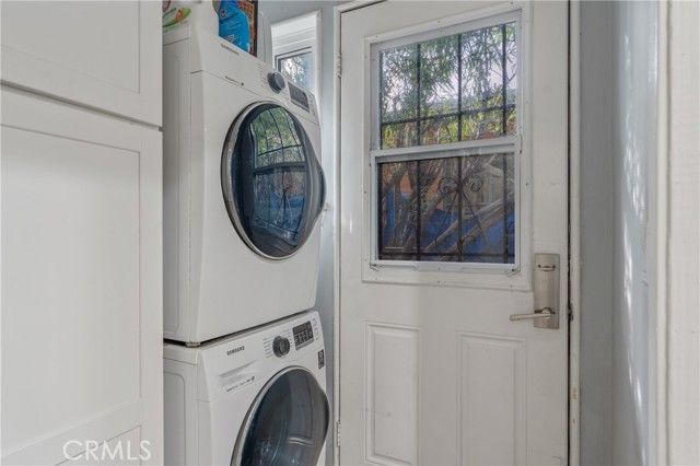 11938 Exposition Boulevard, Los Angeles, CA 90064