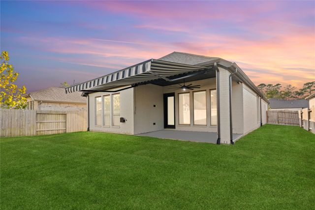 17159 Sandstone Street, Conroe, TX 77302