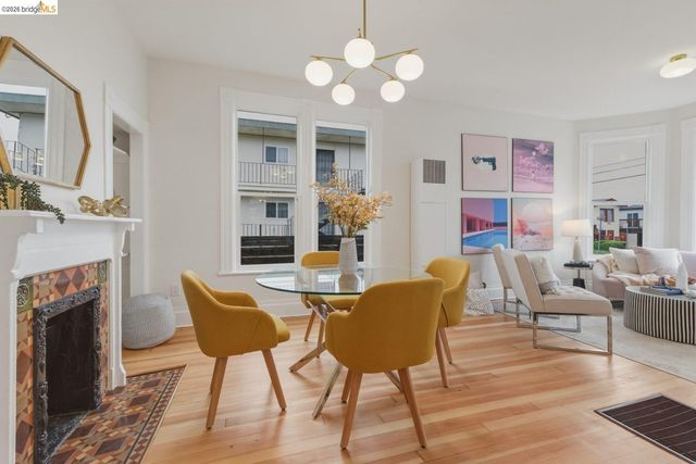 1324 Burnett St, Berkeley, CA 94702