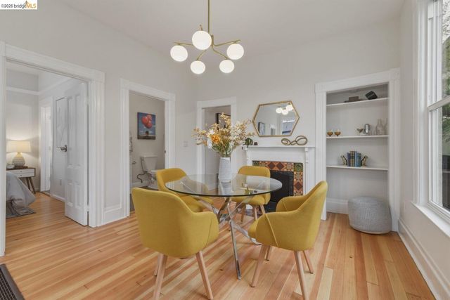 1324 Burnett St, Berkeley, CA 94702