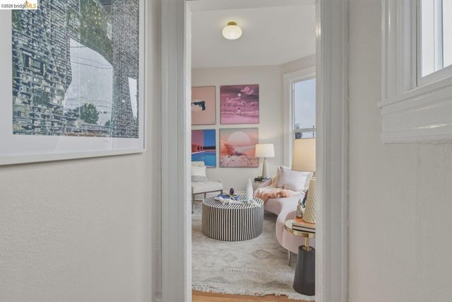 1324 Burnett St, Berkeley, CA 94702