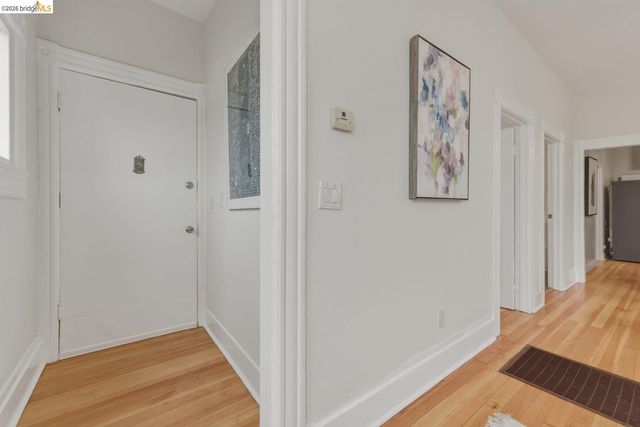 1324 Burnett St, Berkeley, CA 94702