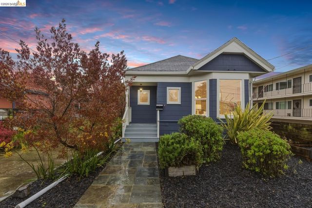 1324 Burnett St, Berkeley, CA 94702