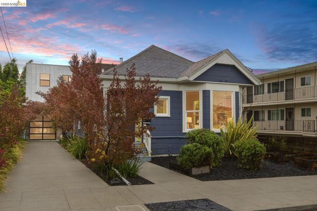 1324 Burnett St, Berkeley, CA 94702