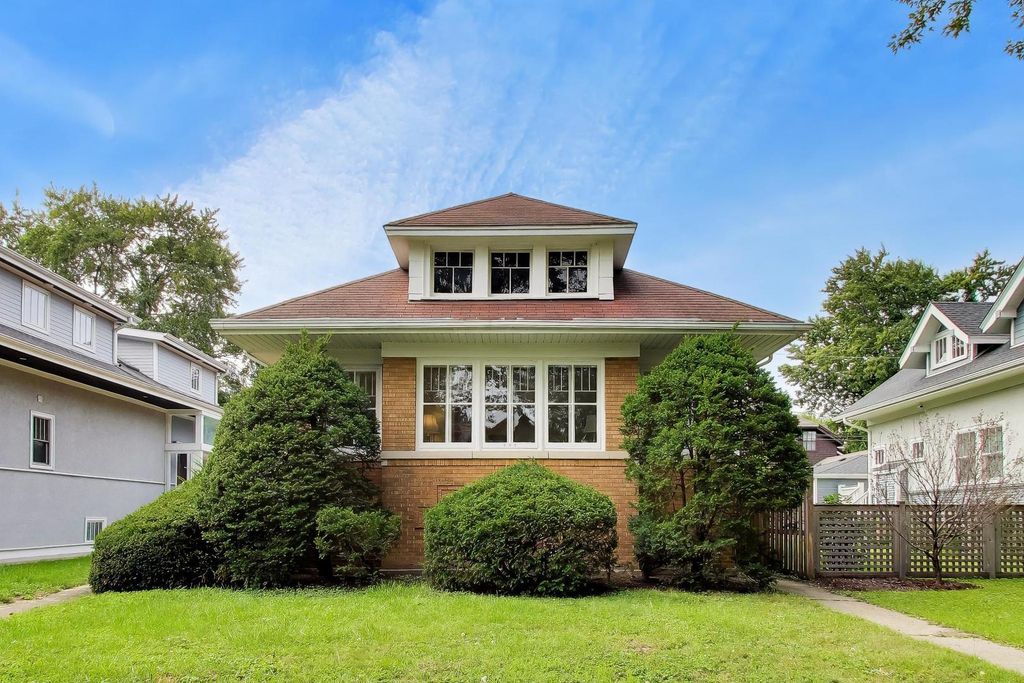 3720 N Springfield Avenue, Chicago, IL 60618 — exterior