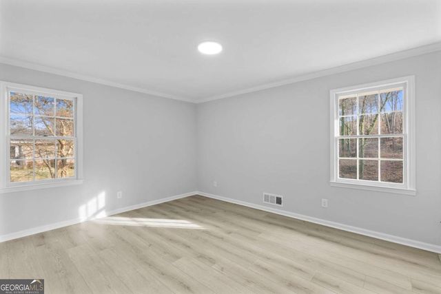 1180 Lakeshore Circle, Gainesville, GA 30501