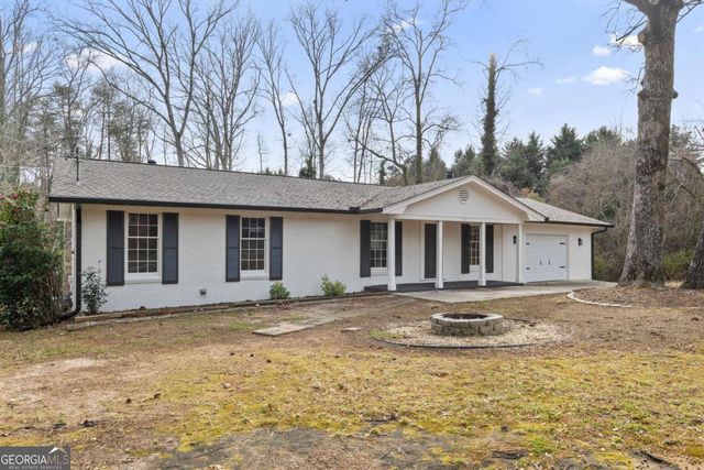 1180 Lakeshore Circle, Gainesville, GA 30501