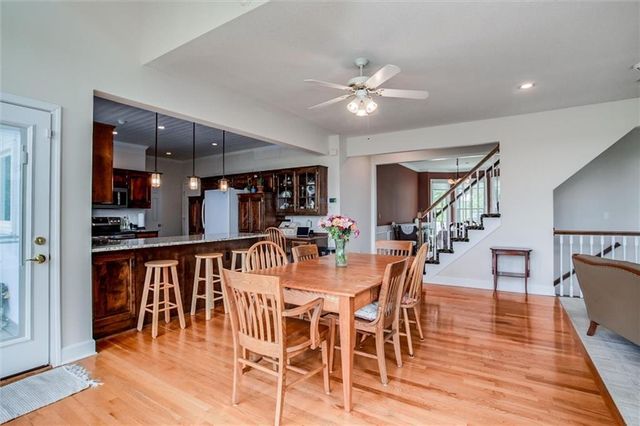 5416 Oakview Street, Shawnee, KS 66216