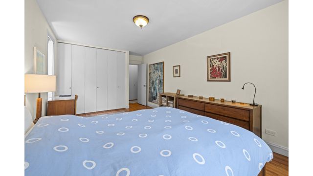 601 Kappock St Apt 2F, New York City, NY 10463