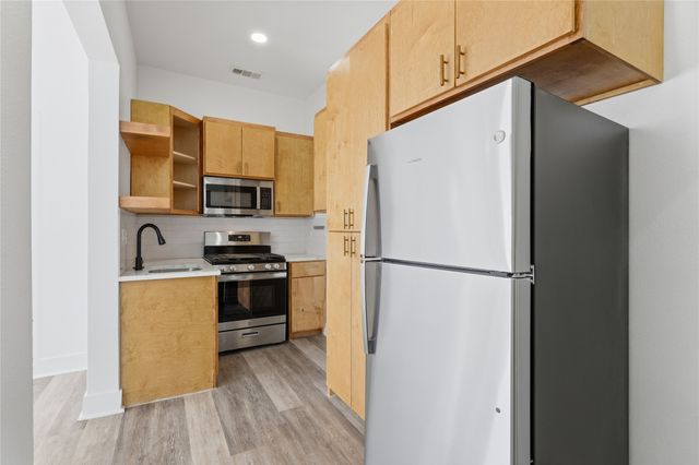 506 N Lancaster Avenue 506A, Dallas, TX 75203