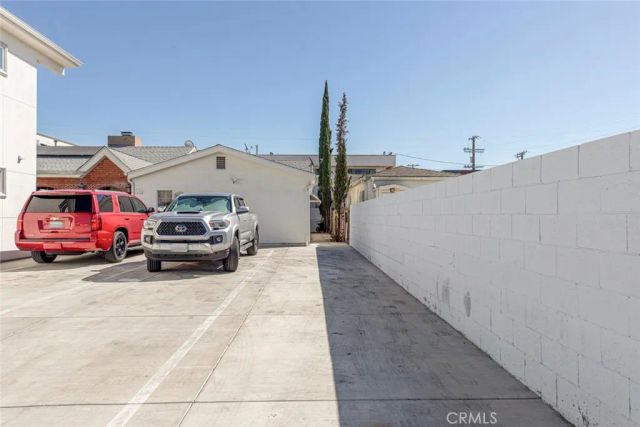 7406 Radford 2, North Hollywood, CA 91605