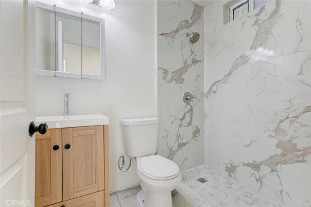 7406 Radford 2, North Hollywood, CA 91605