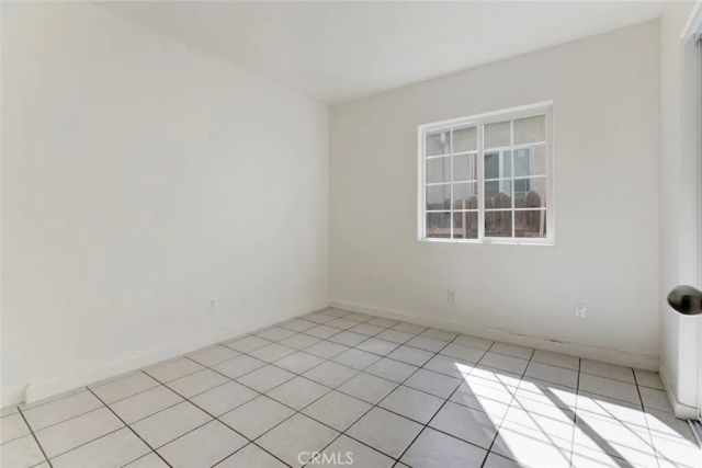 7406 Radford 2, North Hollywood, CA 91605