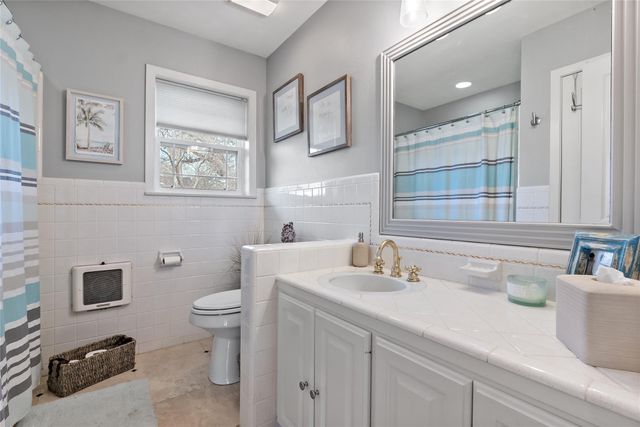 507 Crescent Drive, Bryan, TX 77801