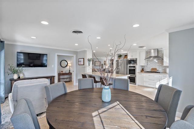 507 Crescent Drive, Bryan, TX 77801