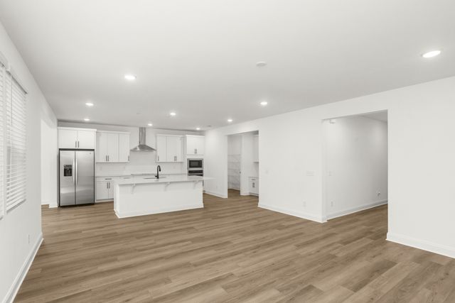 1555 Oak Springs Drive, Columbia, TN 38401