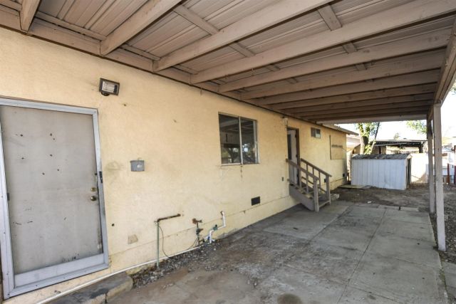 842 11th Street, Ramona, CA 92065