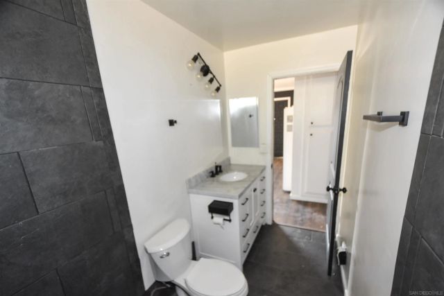 842 11th Street, Ramona, CA 92065