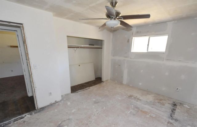 842 11th Street, Ramona, CA 92065