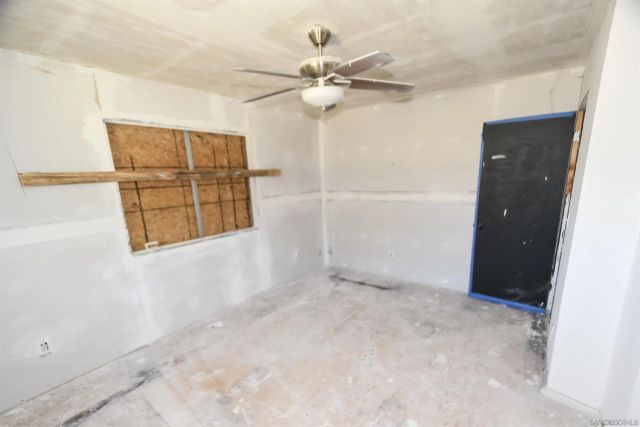 842 11th Street, Ramona, CA 92065