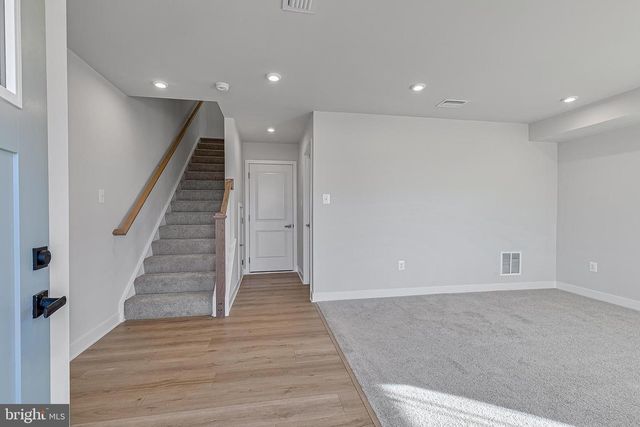 1101 OASIS AVE, Ranson, WV 25438