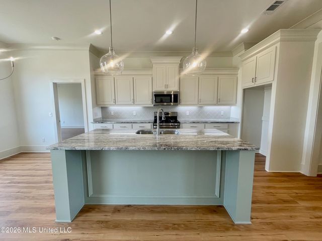 522 Portner Way, Canton, MS 39046