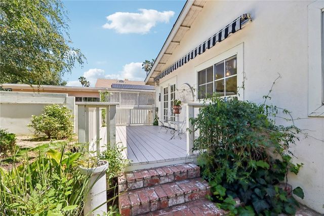 20659 Tuba, Chatsworth, CA 91311
