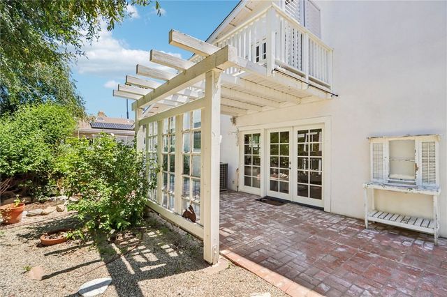 20659 Tuba, Chatsworth, CA 91311