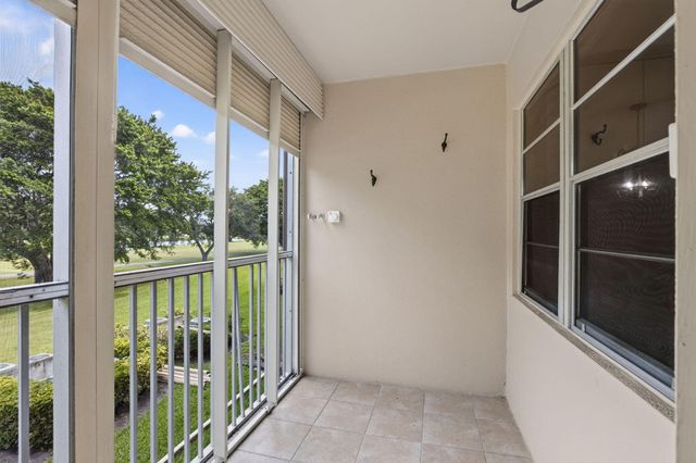 300 SW 130TH Terrace 202B, Pembroke Pines, FL 33027