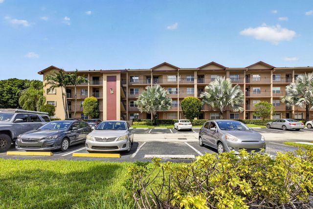 300 SW 130TH Terrace 202B, Pembroke Pines, FL 33027