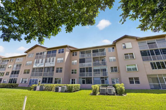 300 SW 130TH Terrace 202B, Pembroke Pines, FL 33027