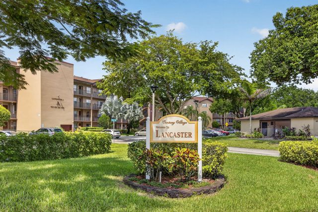 300 SW 130TH Terrace 202B, Pembroke Pines, FL 33027