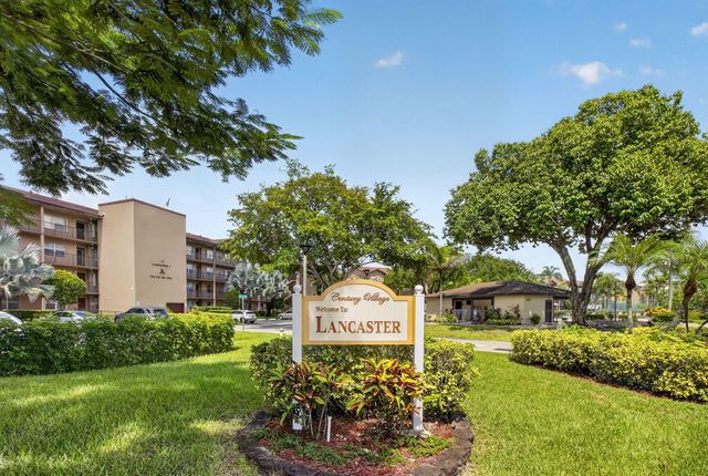 300 SW 130TH Terrace 202B, Pembroke Pines, FL 33027