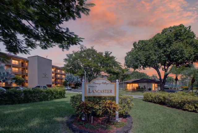 300 SW 130TH Terrace 202B, Pembroke Pines, FL 33027