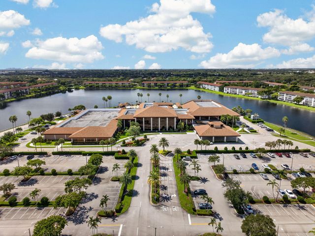 300 SW 130TH Terrace 202B, Pembroke Pines, FL 33027