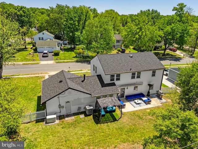 4202 MINSTRELL LN, Fairfax, VA 22033