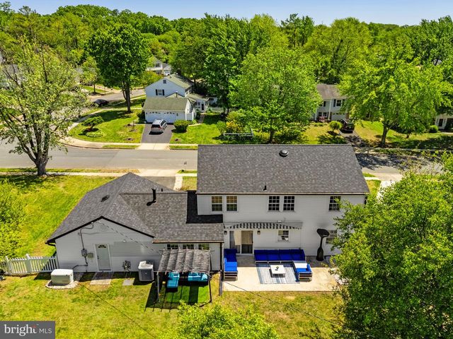 4202 MINSTRELL LN, Fairfax, VA 22033