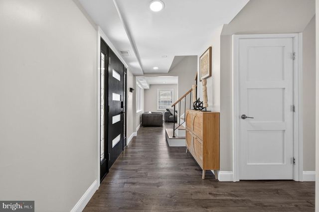 4202 MINSTRELL LN, Fairfax, VA 22033