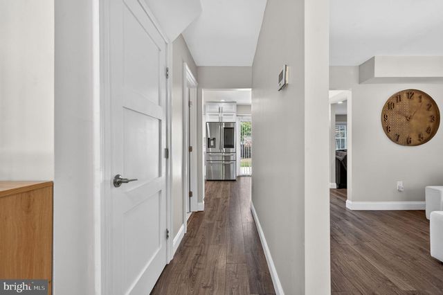 4202 MINSTRELL LN, Fairfax, VA 22033