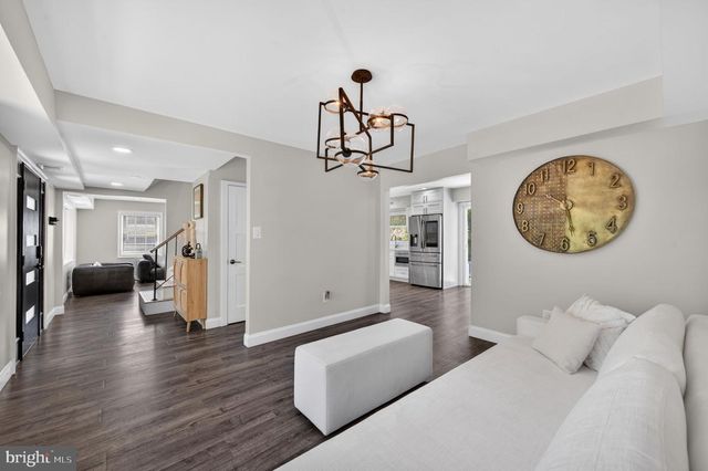 4202 MINSTRELL LN, Fairfax, VA 22033