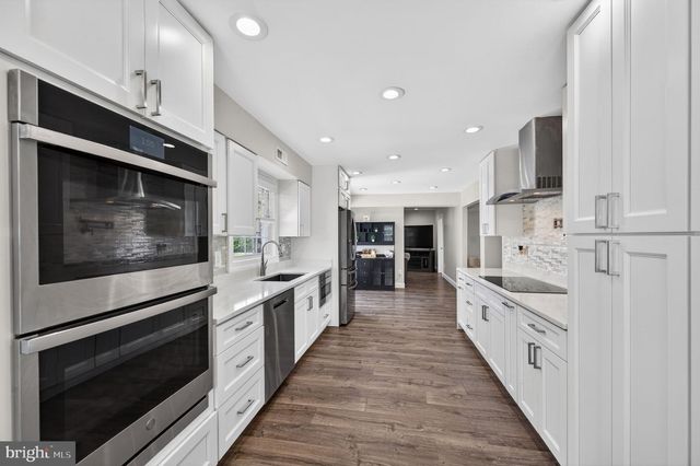 4202 MINSTRELL LN, Fairfax, VA 22033