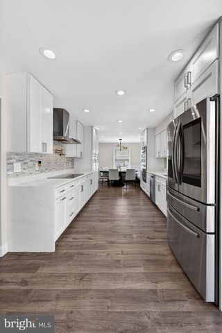 4202 MINSTRELL LN, Fairfax, VA 22033