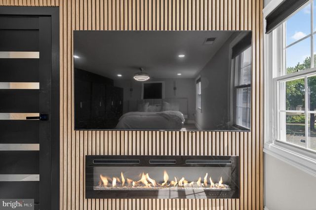 4202 MINSTRELL LN, Fairfax, VA 22033