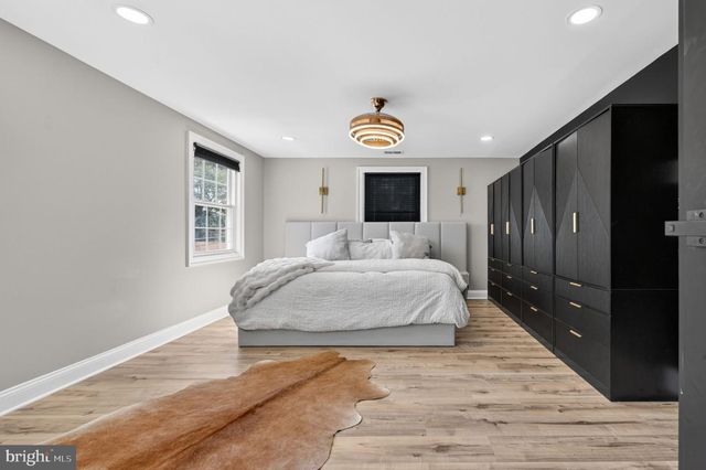4202 MINSTRELL LN, Fairfax, VA 22033