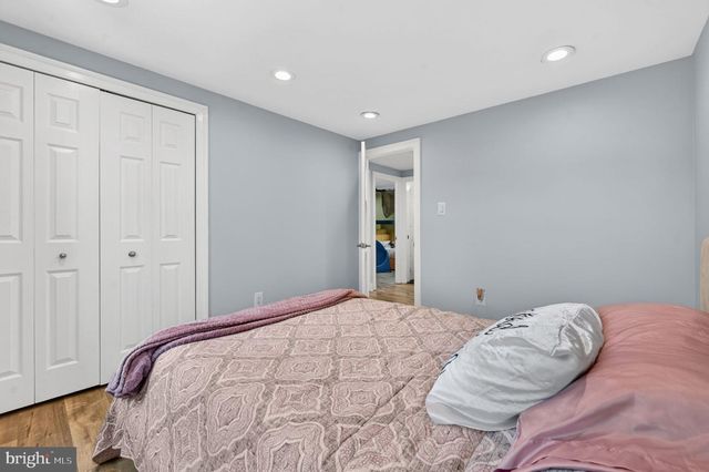 4202 MINSTRELL LN, Fairfax, VA 22033
